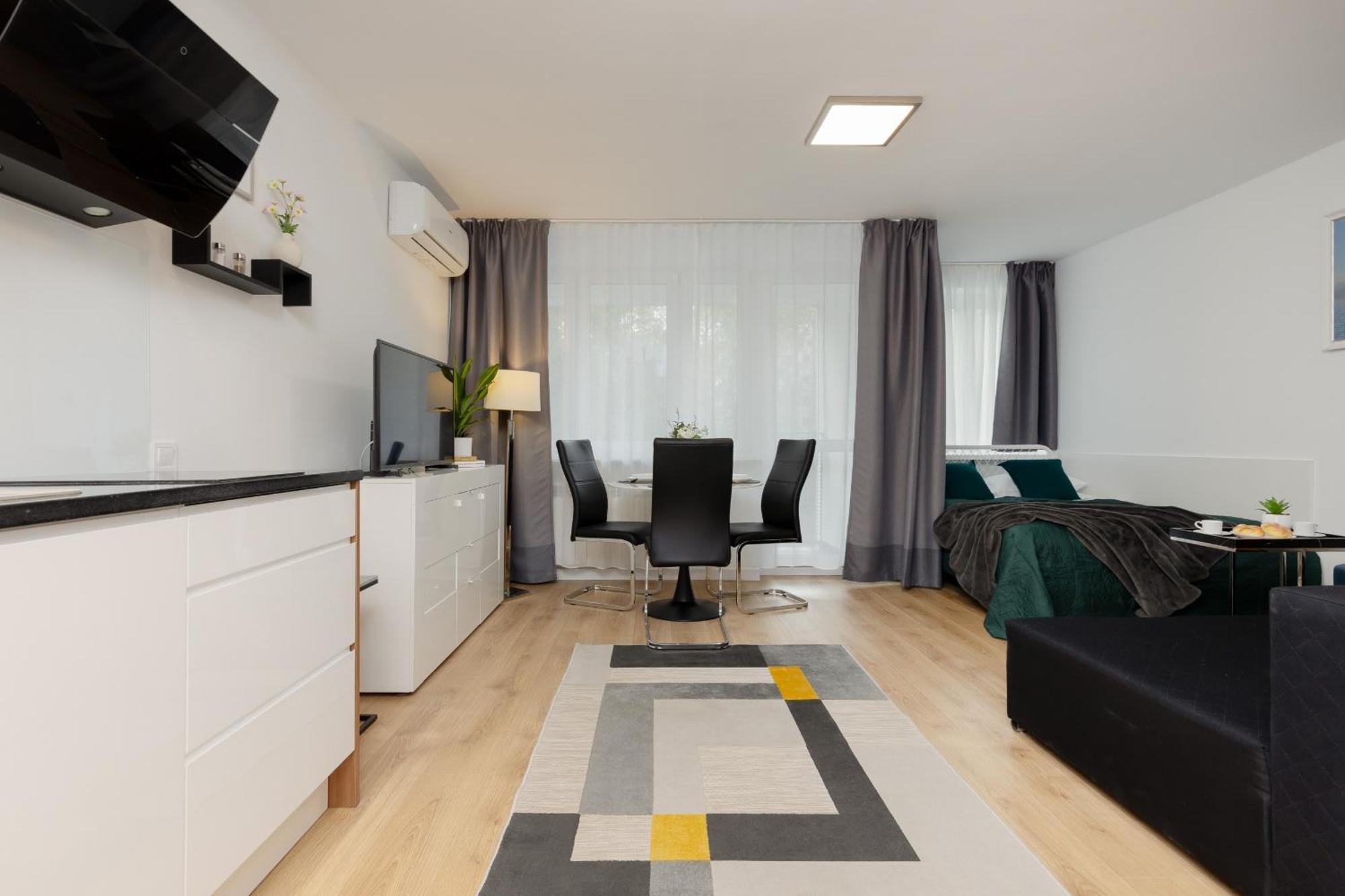 Studio Bruna Metro Pole Mokotowskie By Noclegi Renters Warsaw Ngoại thất bức ảnh